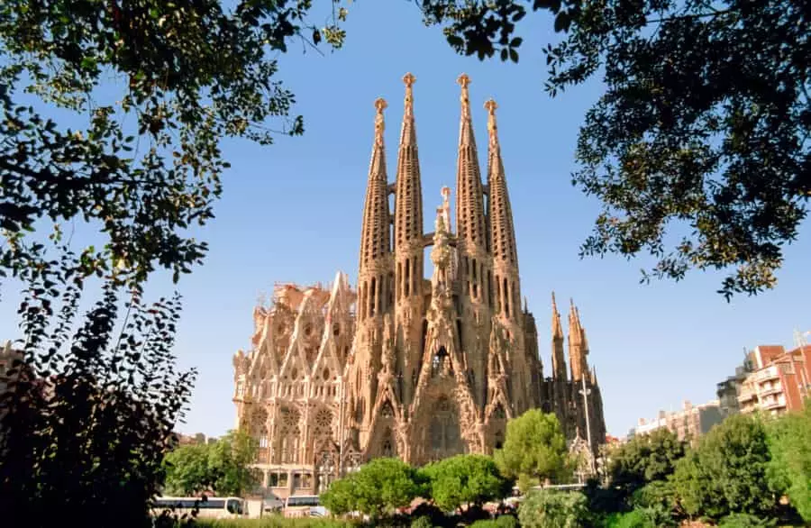 Nhà thờ Sagrada Familia