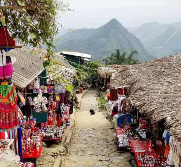 Tour du lịch Cát Cát - Núi Hàm Rồng - Thác Bạc - Thác Tình Yêu 3 ngày 2 đêm