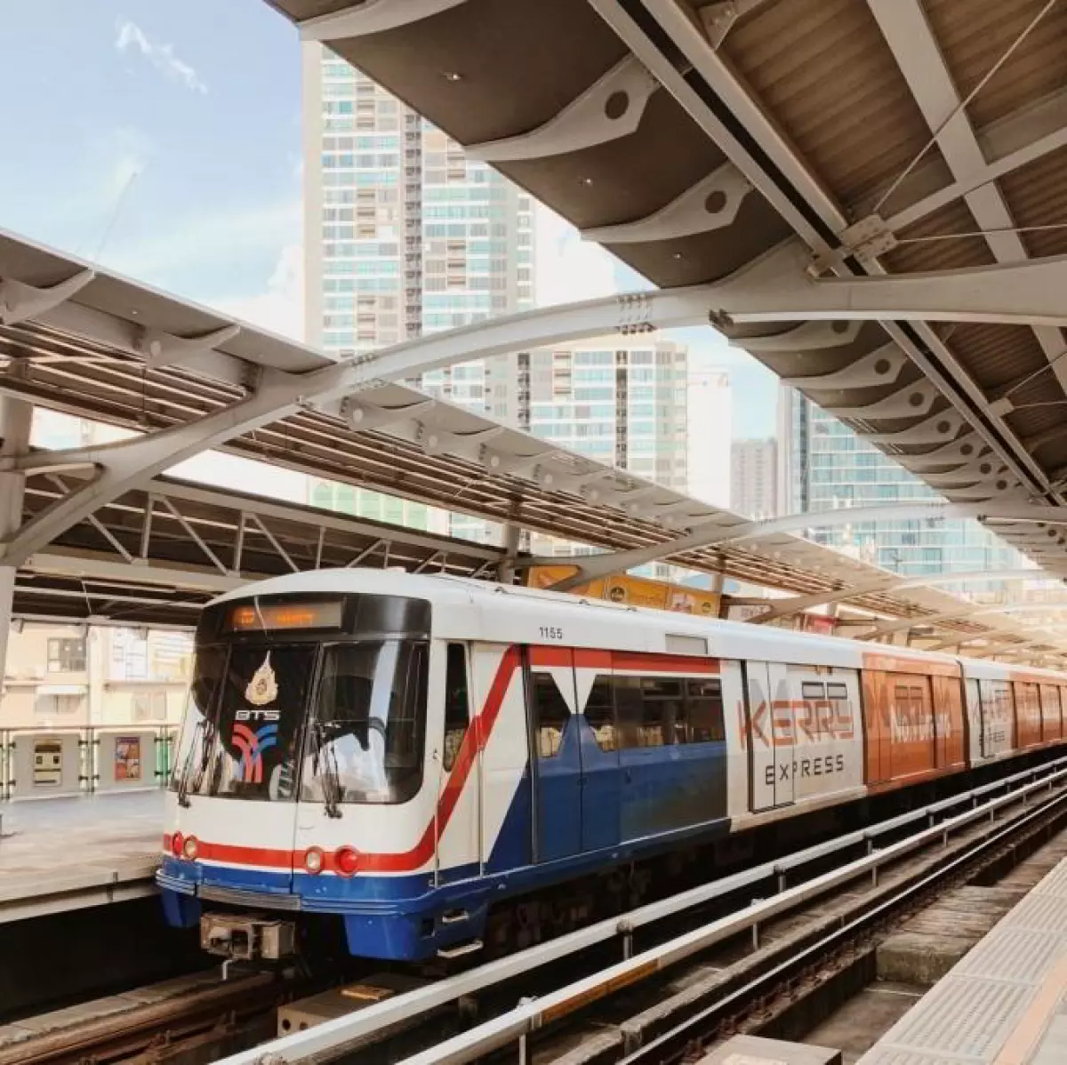 Tàu điện ở Bangkok