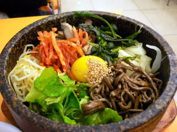 Cơm trộn Hàn Quốc Bibimbap