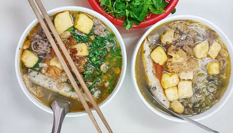 Bún riêu cua - ốc quán Duyên Hà ở Sapa