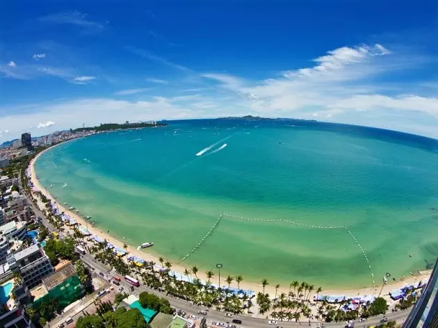 Bãi biển Jomtien Beach