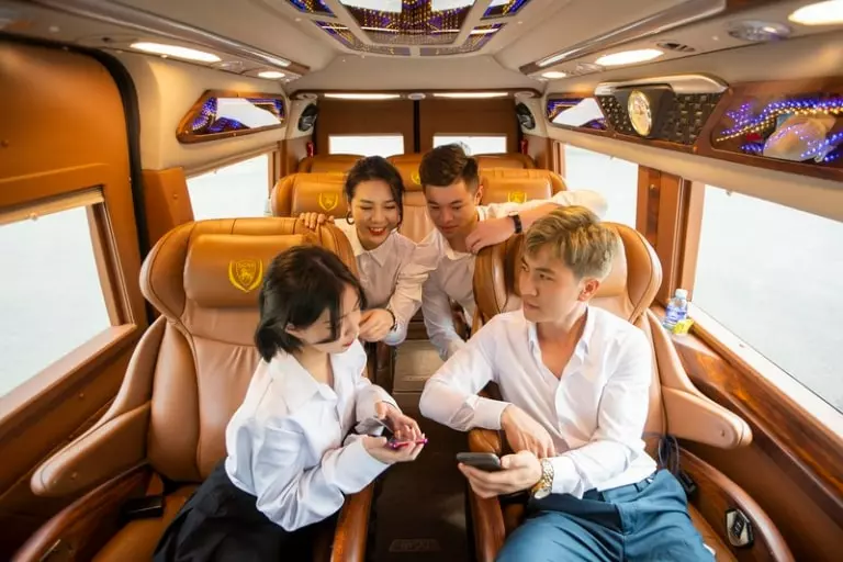 Ghế ngồi Gia Hưng Limousine