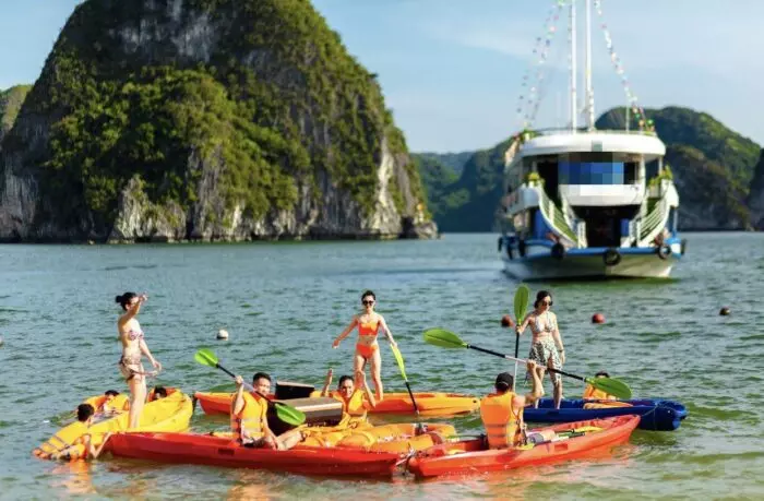 Tour Hạ Long 1 ngày Thesinhtour.com [Đã bao gồm kayak/ thuyền nan]