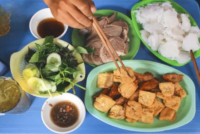 quán bún đậu mắm tôm Hà Nội Phan Phù Tiên