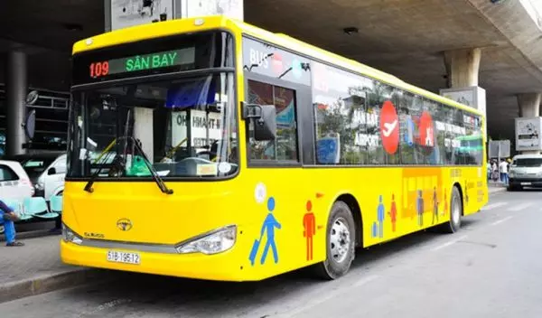 xe buýt sân bài Tân Sơn Nhất