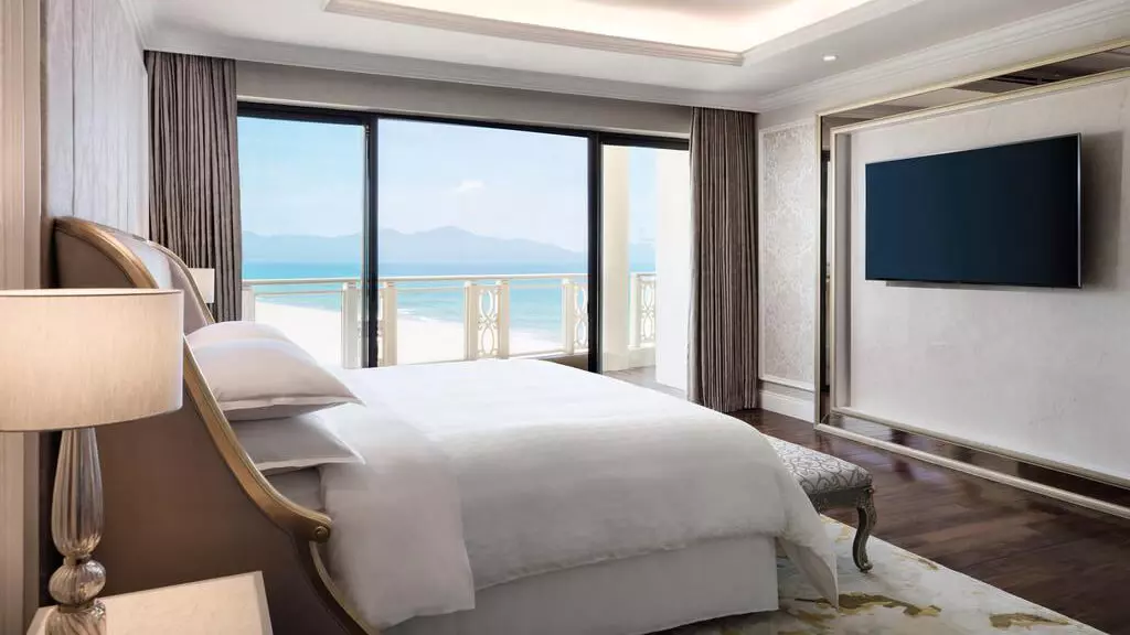 Resort Sheraton Grand 5 sao tại Đà Nẵng có view phòng nhìn ra cảnh biển, núi