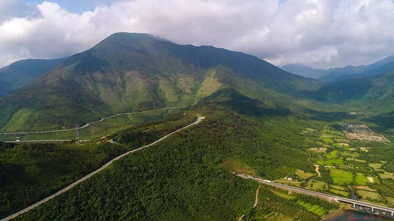 Mua vé máy bay đi Hà Tĩnh check in tại Đèo Ngang