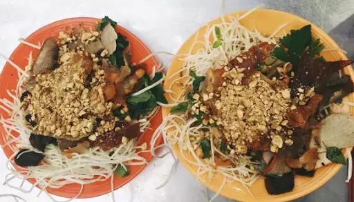 nộm bò khô Chè Xoan Quán