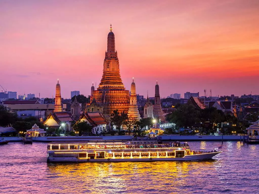 Trải nghiệm hoàng hôn trên sông Chao Praya