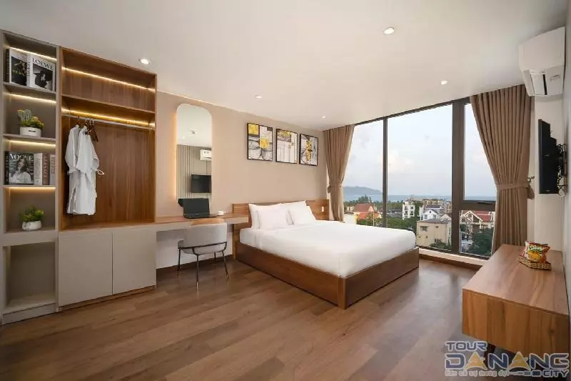 Dương Gia Hotel cung cấp những căn phòng sang trọng không thua gì khách sạn 5 sao.