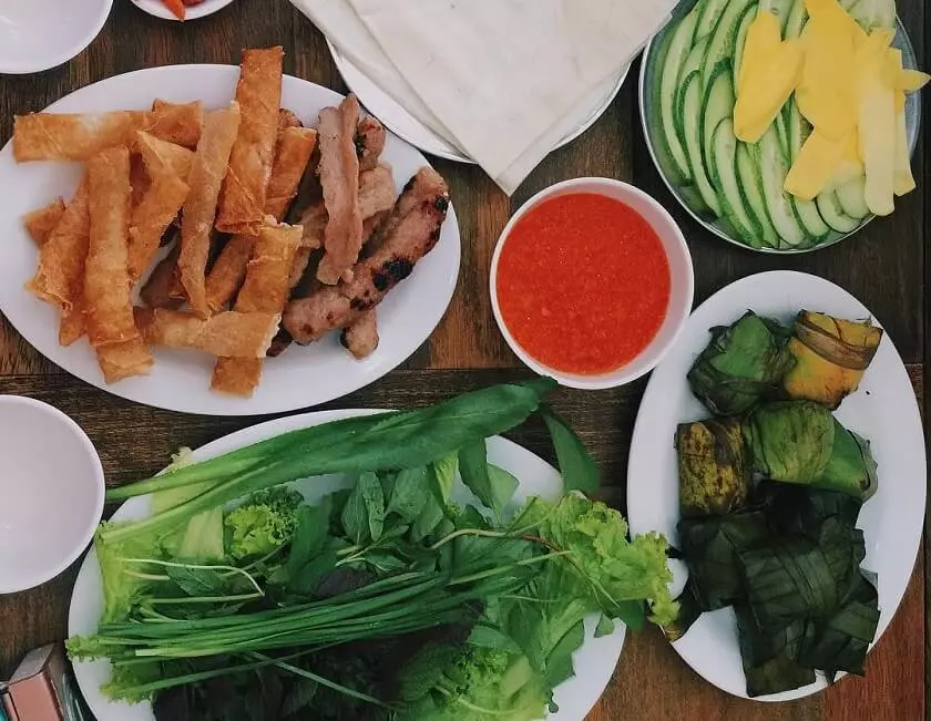 Quán nem nướng Ninh Hòa ngon tại Nha Trang