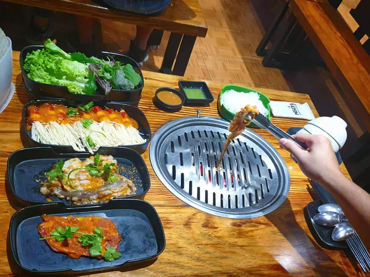 Ngói BBQ Đà Lạt - quán nướng bằng ngói đặc trưng