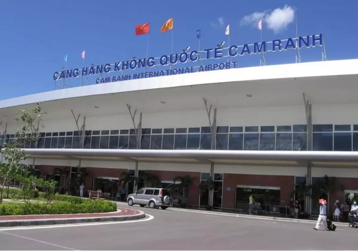 Sân bay quốc tế Cam Ranh