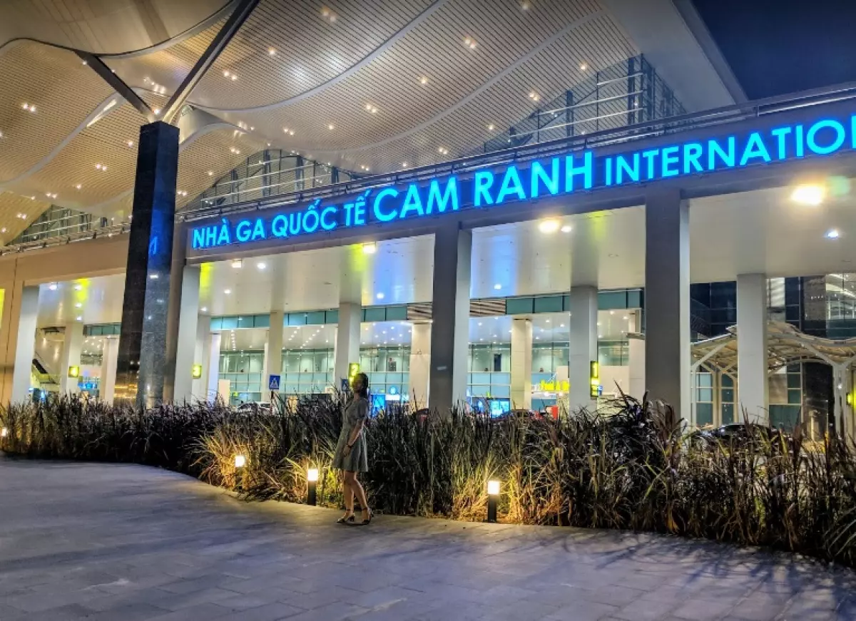 Sân bay Cam Ranh