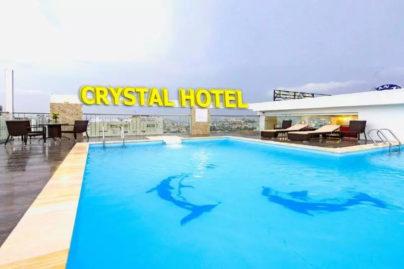 Khách sạn Crystal Hotel 3* gần biển Đà Nẵng được đánh giá 5*