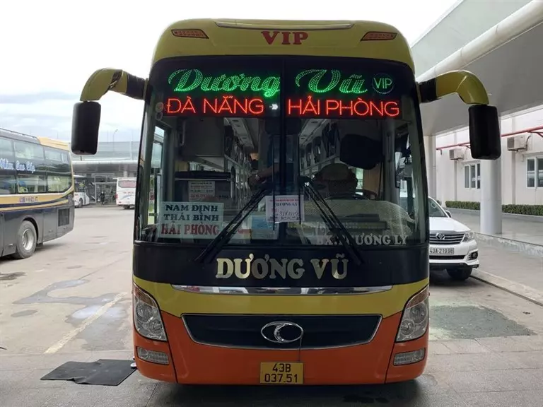 Nhà xe Dương Vũ