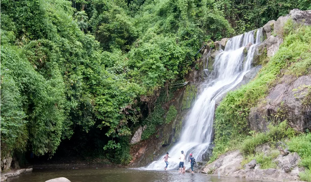 Khu du lịch sinh thái Ao Vua Ba Vì