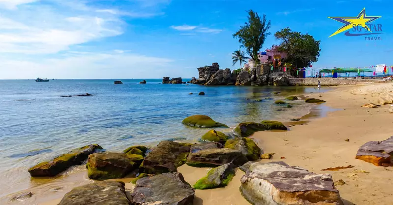 Dinh Cậu nơi tôn thời tín ngưỡng của người dân -  <a href='https://thienviettour.vn/tour-phu-quoc-gia-re-chat-luong-3-ngay-2-dem-a4108.html' title='Tour Phú Quốc' class='hover-show-link replace-link-3165'>Tour Phú Quốc<span class='hover-show-content'></span></a>  3 ngày 2 đêm