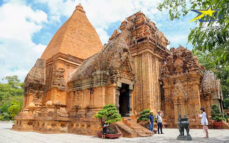 Tháp Bà Ponagar