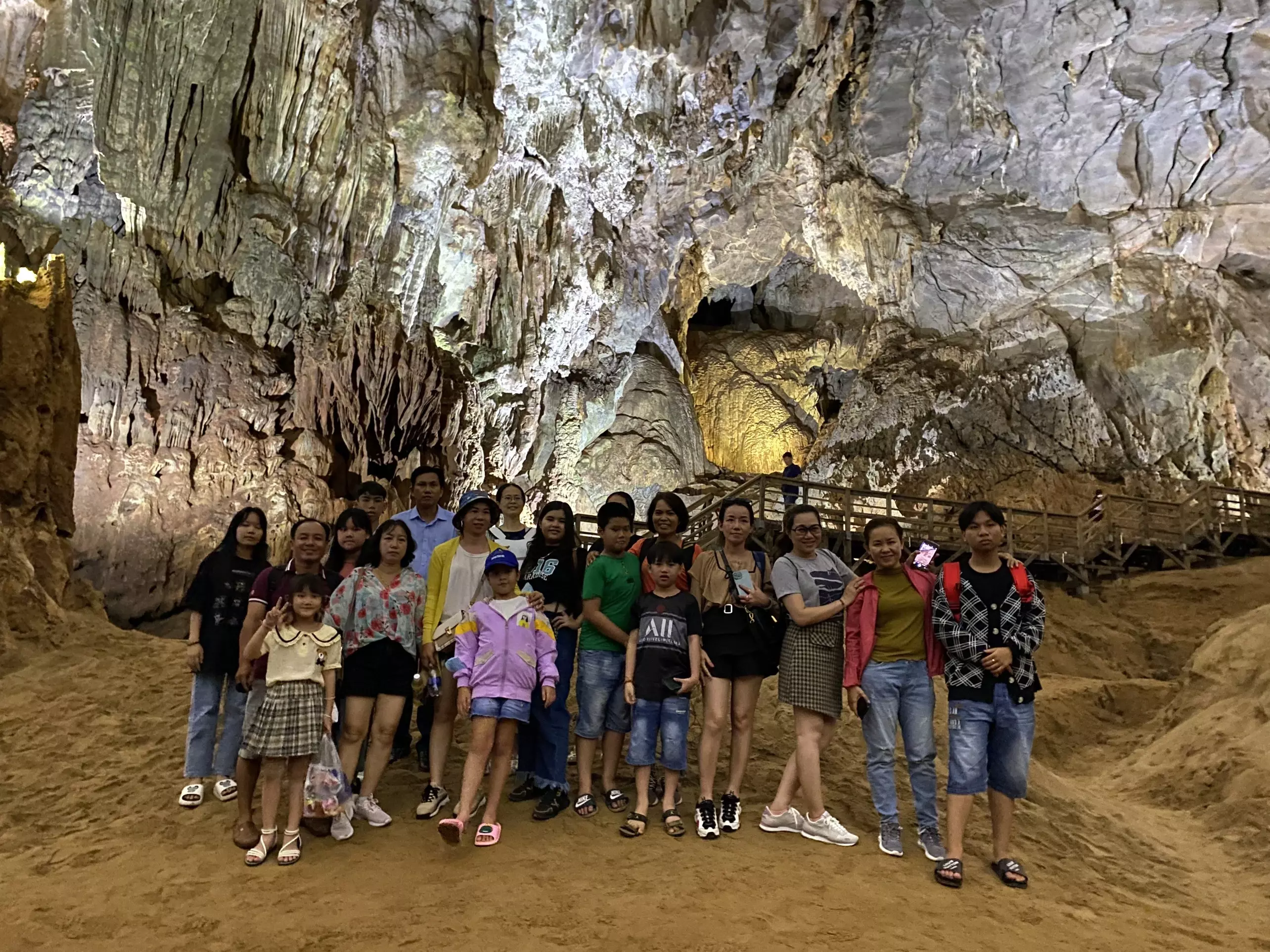 Hình ảnh khách hàng tour Đà Nẵng Quảng Bình