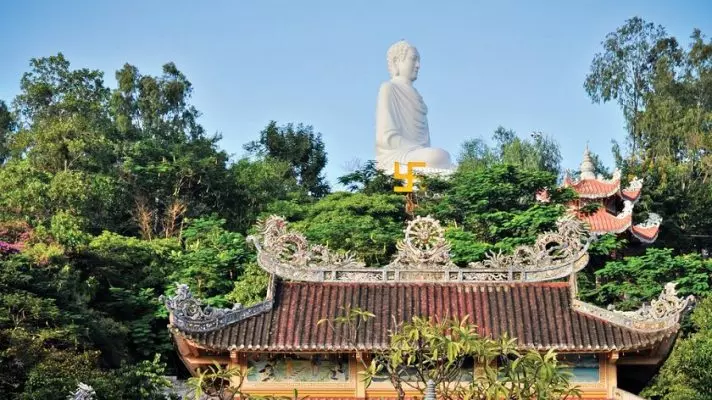 Chùa Long Sơn - Nha Trang