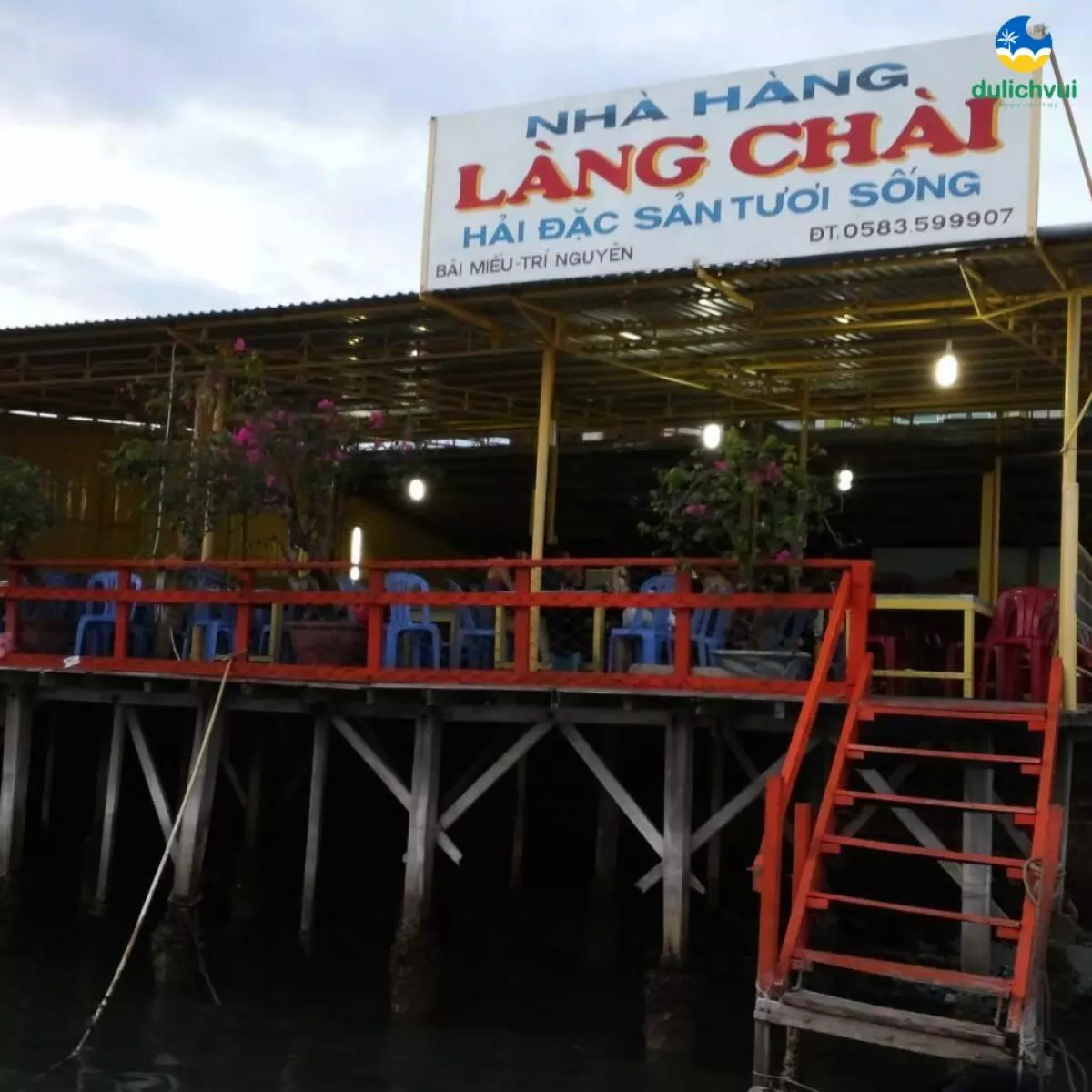 Nhà hàng nổi Làng Chài Nha Trang