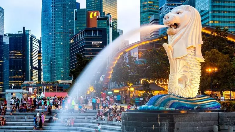 bức tượng sư tử biển ở merlion park