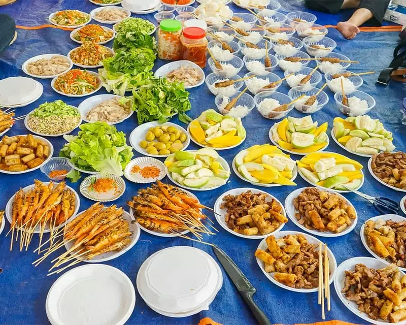 Thực đơn ăn uống đa dạng tại Thủy Châu