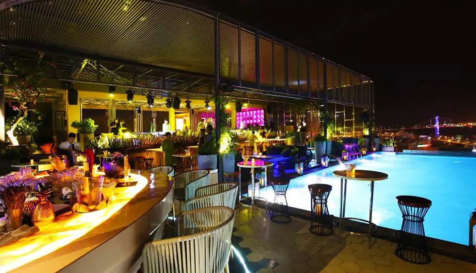 Sevva Sky Lounge - Địa điểm hấp dẫn giới trẻ