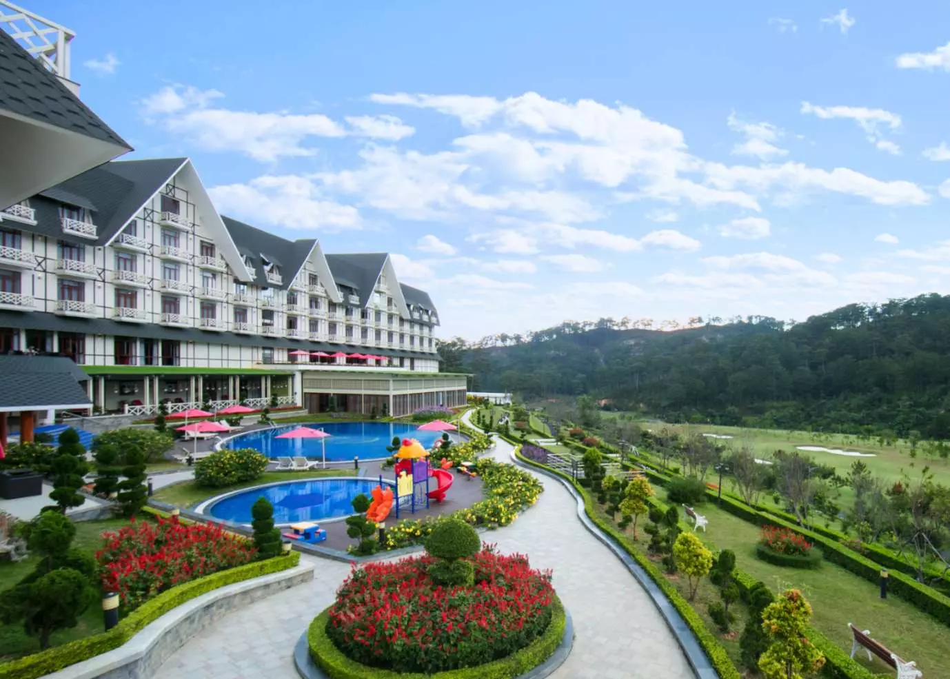 Swiss-Belresort Tuyen Lam Dalat - Khách sạn 5 sao Đà Lạt