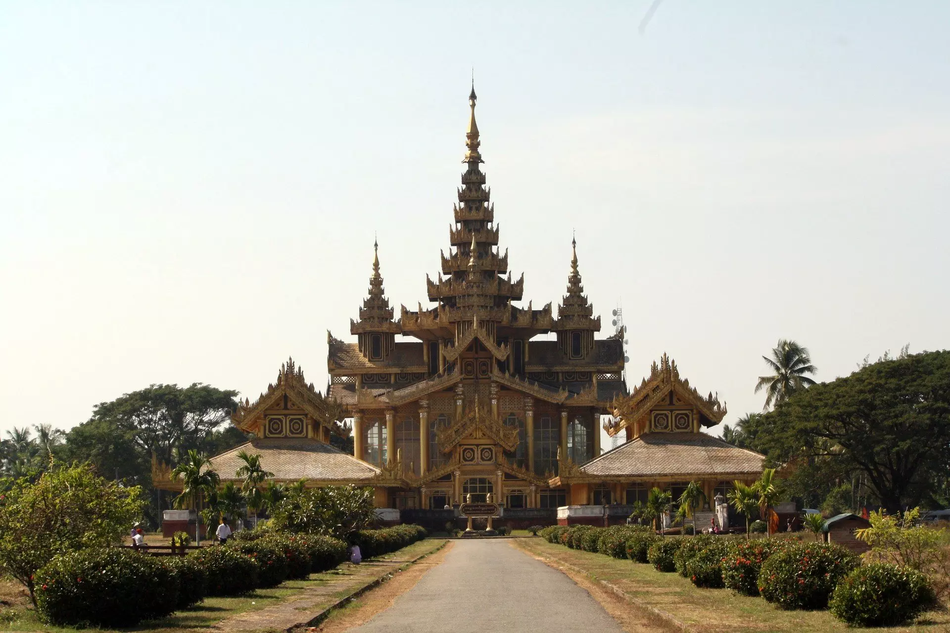 Cung điện Kanbawzathadi