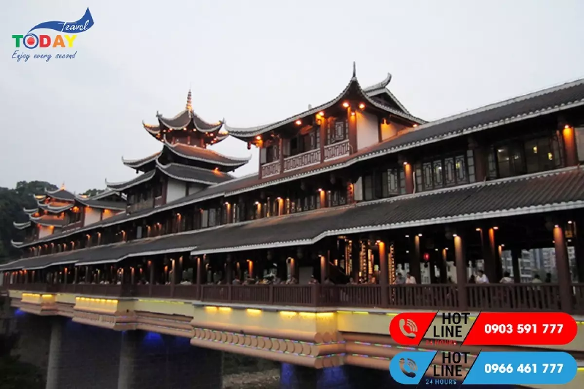 Tour Phượng Hoàng Cổ Trấn