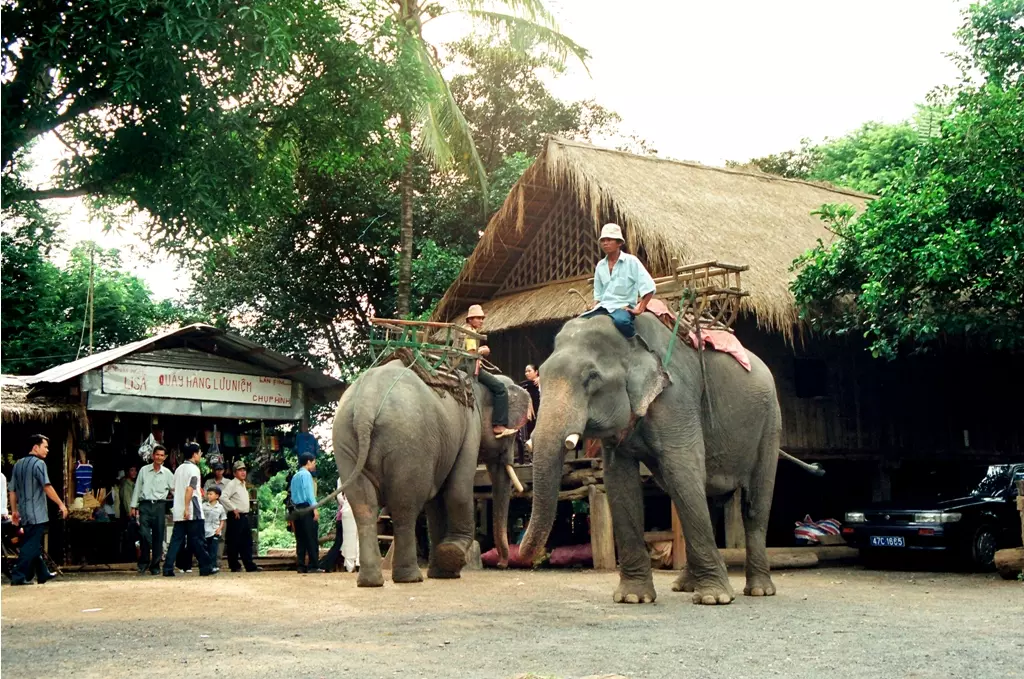 Du lịch Buôn Ma Thuột với 10 điểm đẹp không thể rời mắt