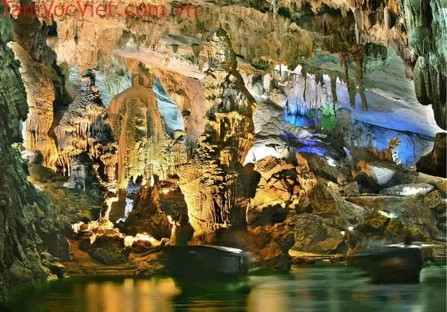 Tour Sài Gòn - Huế - Động Phong Nha - Động Thiên Đường 3N2Đ