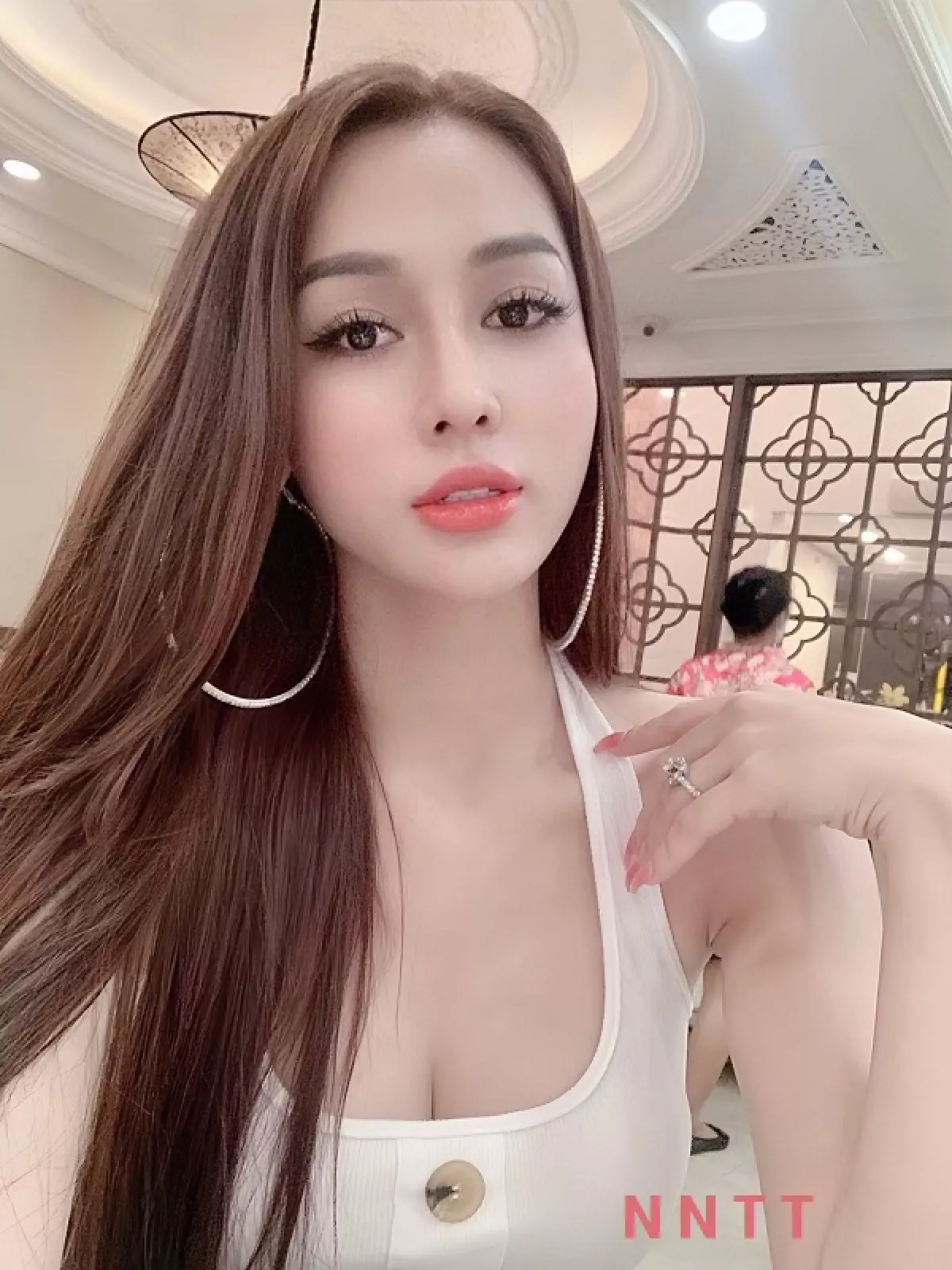 nguyen-ngoc-thy-thy-la-ai