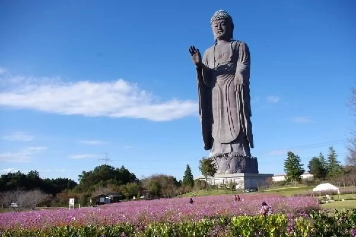 Tượng phật Ushiku Daibutsu