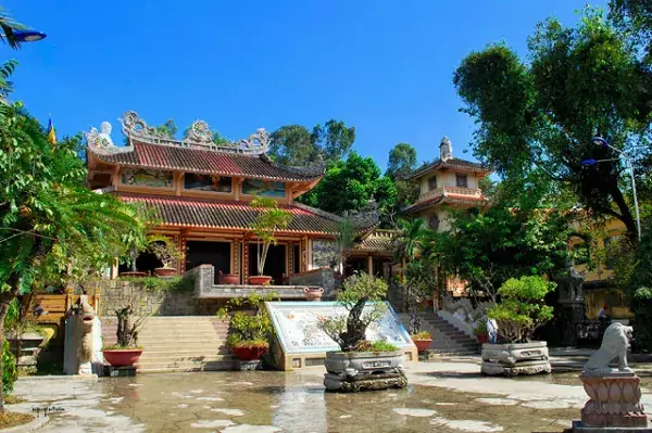 Làng cổ Phú Vinh Nha Trang