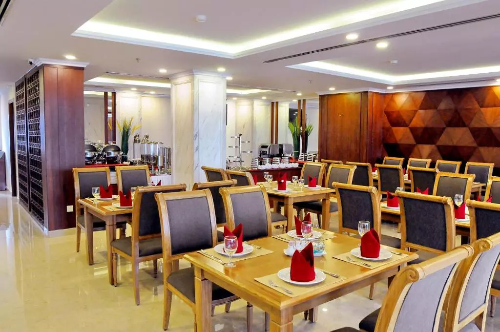 Nhà hàng Apus Hotel Nha Trang