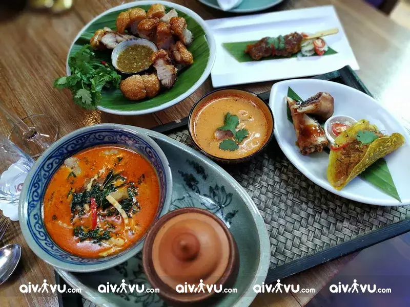 Chim by Siam Wisdom là nhà hàng Thái Lan đạt chuẩn Michelin với thực đơn đa dạng