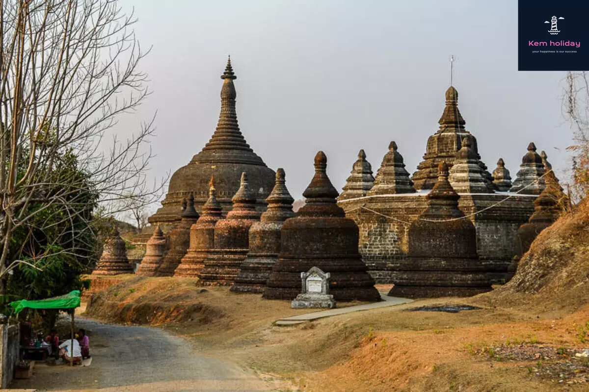 Mrauk U là một khu di tích lịch sử nổi tiếng tại Myanmar, nằm ở phía tây bắc Myanmar