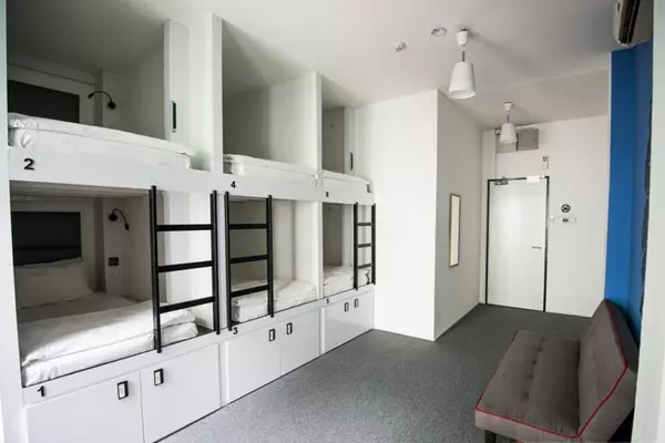 Bạn nên chọn ở Dorm thay vì khách sạn để tiết kiệm chi phí du lịch Singapore tự túc