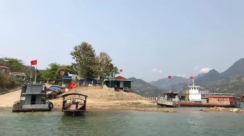 Bến phà Vạn Yên, Sơn La