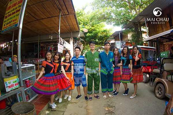 kham-pha-ban-lac-mai-chau