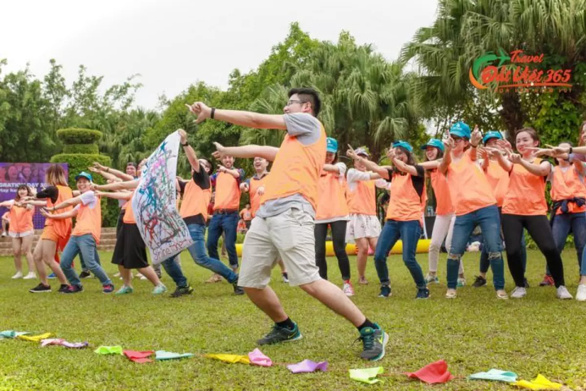 Chơi Teambuilding làng sỏi