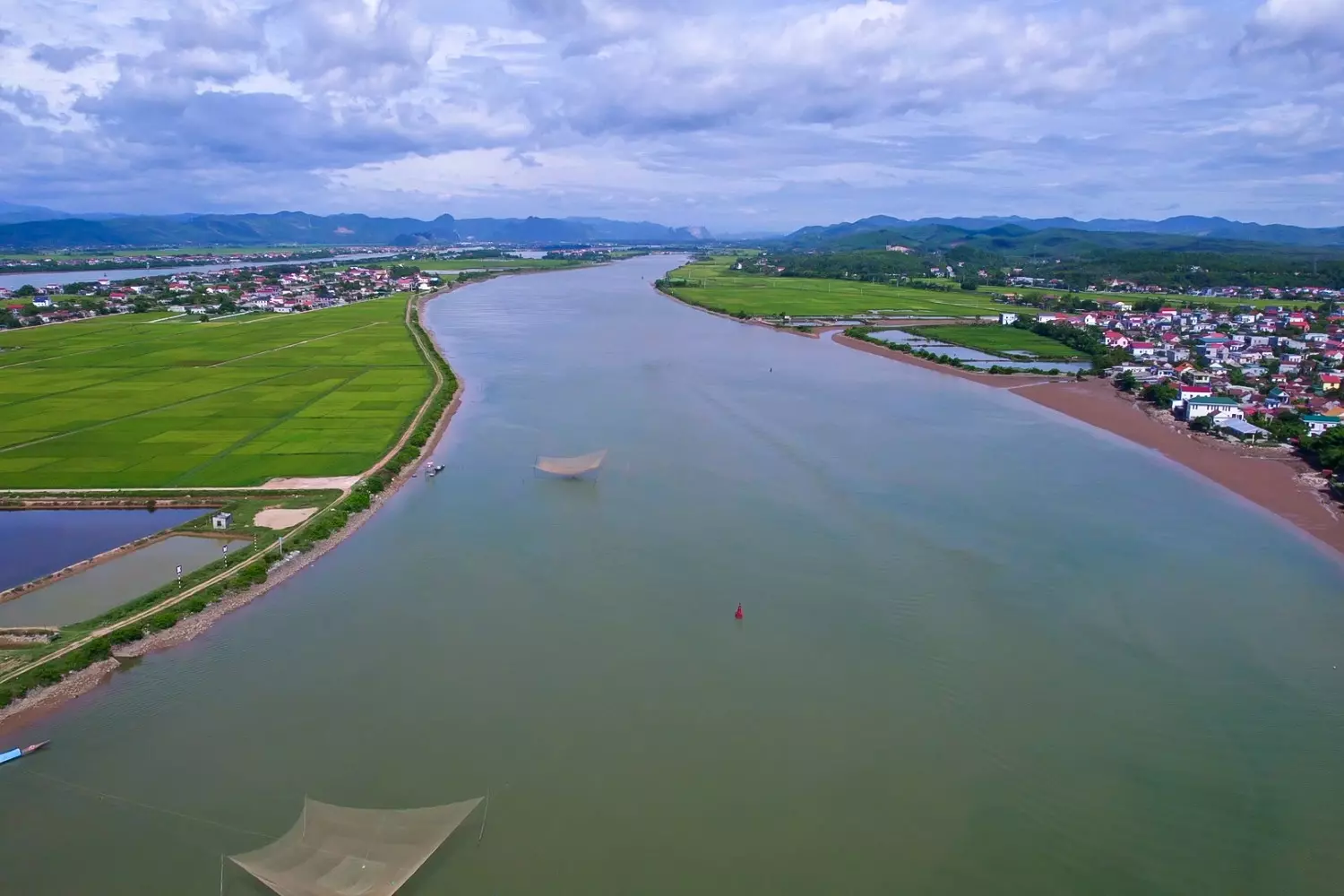 Khung cảnh Làng Tân An từ trên cao.