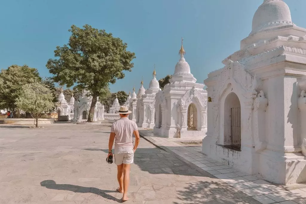 Kuthodaw Pagoda