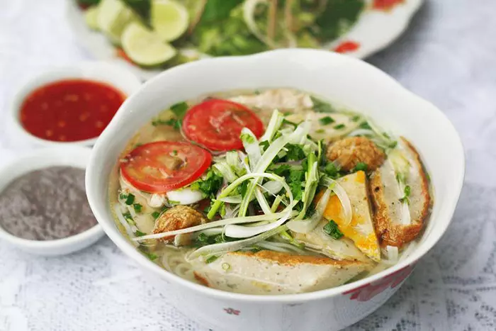 Bánh canh chả cá thơm ngon