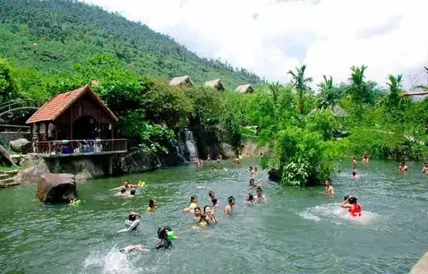 Làng Bích Họa Đà Nẵng