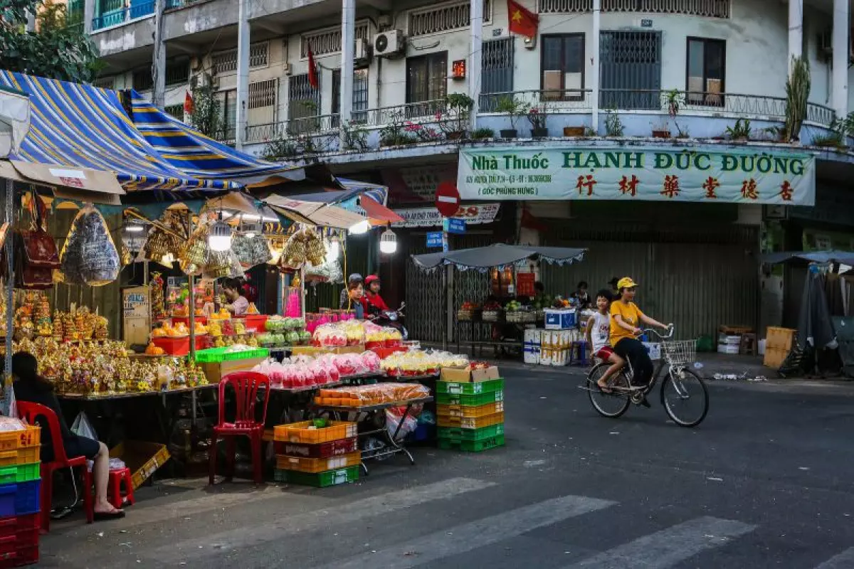 Phố ẩm thực người Hoa Quận 5 - Ngọn lửa văn hóa rực sáng